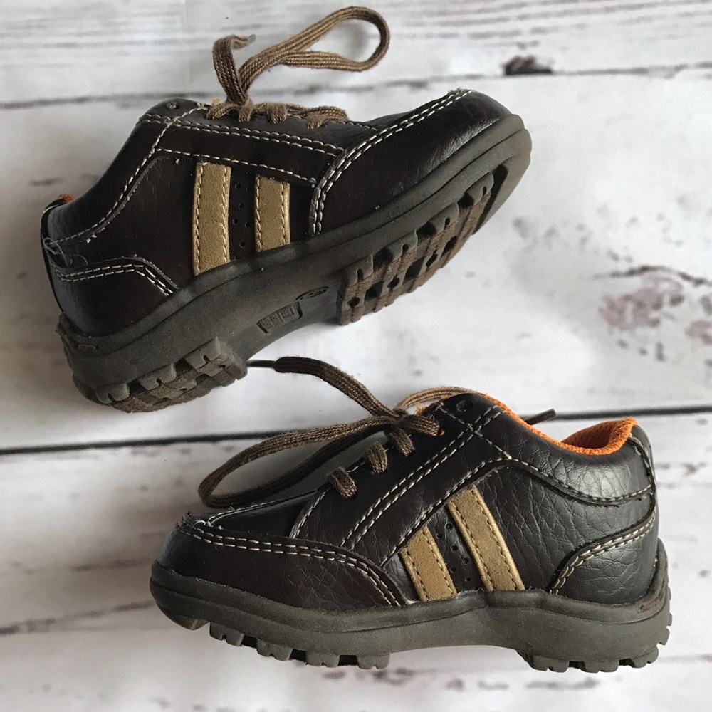 SmartFit Brown Skid Resistant Baby Boy's Shoes